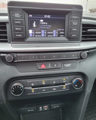 Kia Ceed cena 50500 przebieg: 76000, rok produkcji 2019 z Sztum małe 211